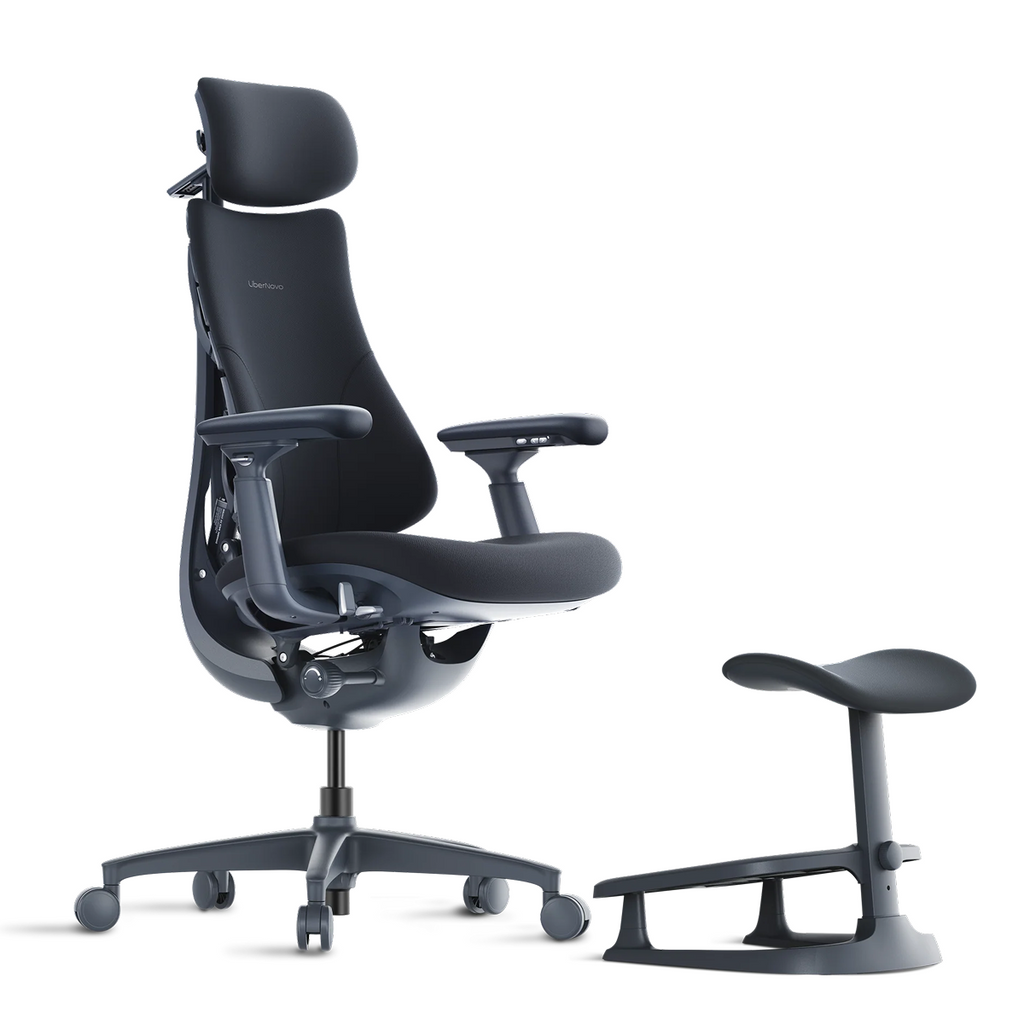 LiberNovo Omni in Midnight Black with the StepSync footrest — Standard bundle