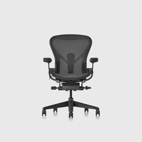 Herman Miller Aeron chair in Graphite with standard base